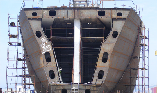 TANKERS / DRY CARGO VESSELS